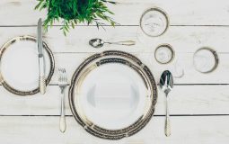 come non rovinare piatti e bicchieri