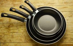 i segreti per la pulizia delle padelle